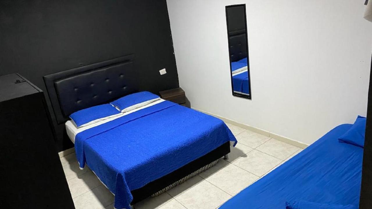 Tiger Hostel Medellín Kültér fotó