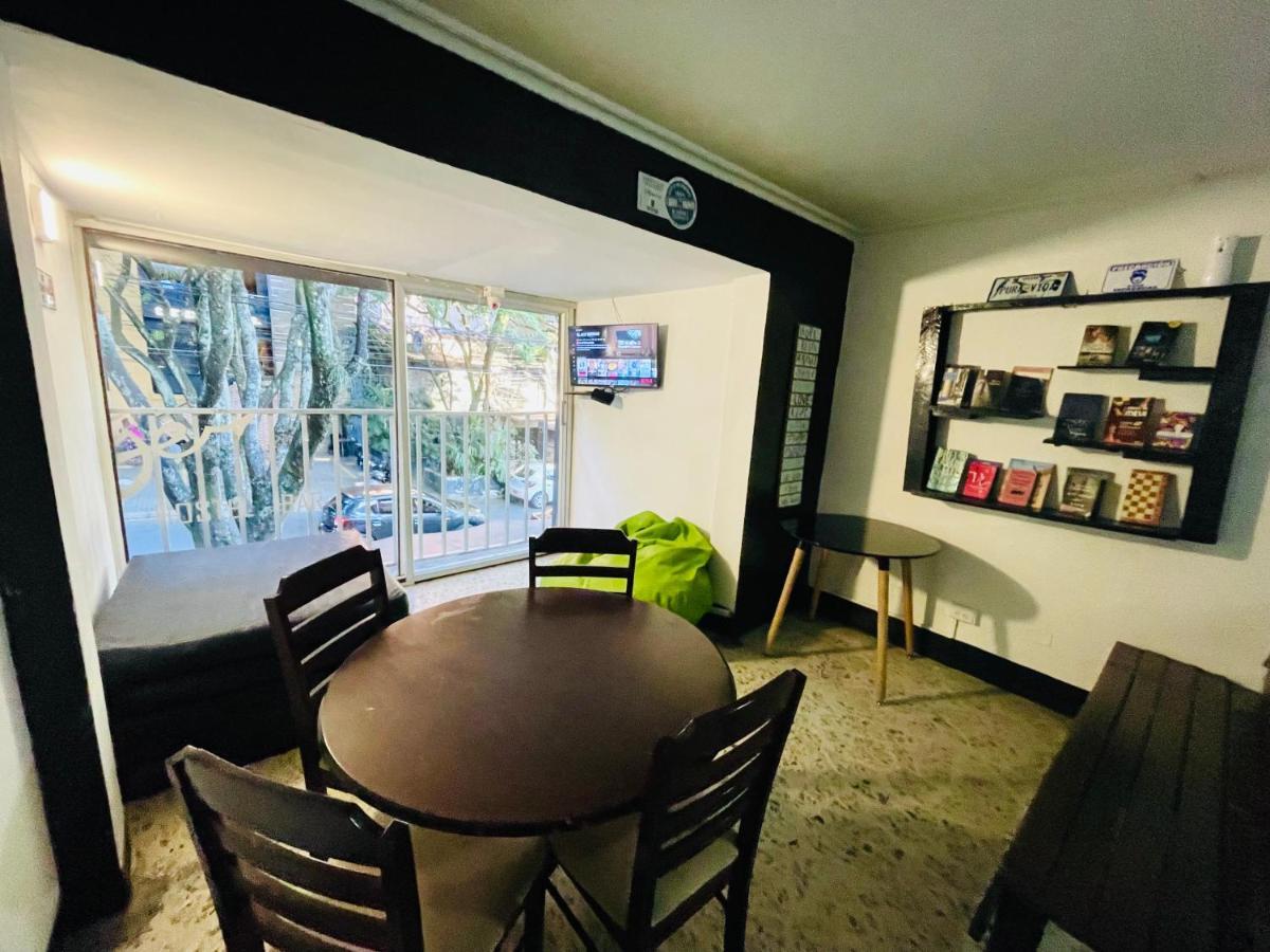 Tiger Hostel Medellín Kültér fotó