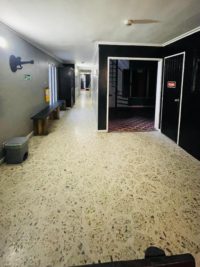 Tiger Hostel Medellín Kültér fotó